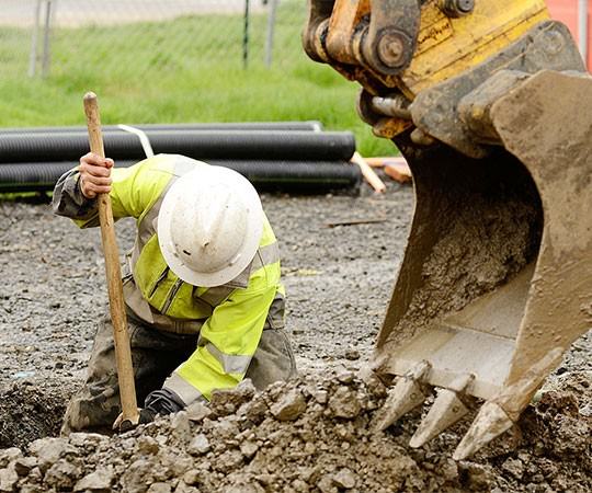 Земляные работы во Фрязино и  Московской области